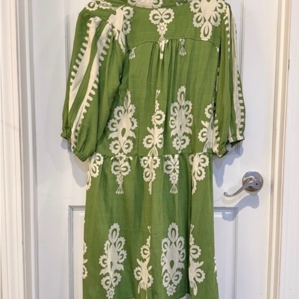 Umgee Green Midi Dress with White Embroidered Motif Large - Picture 5 of 6